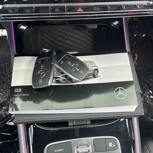 2025 Mercedes-BENZ GLB 缩略图 51