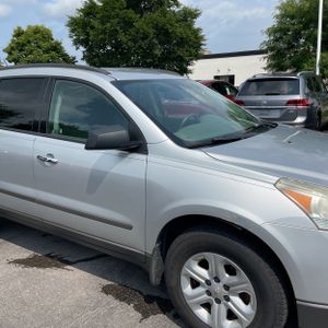 2011 Chevrolet TRAVERSE LS — миниатюра 13