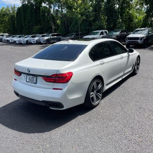 صورة 8 لـ 2019 BMW 750I XDRIVE