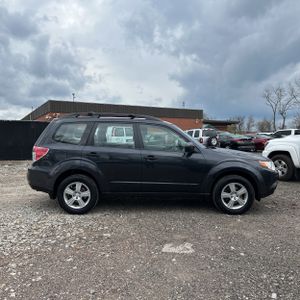 SUBARU FORESTER X - 10