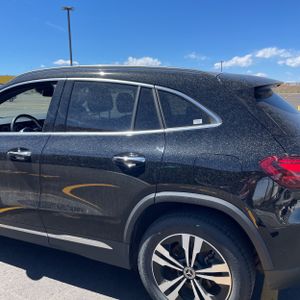 MERCEDES-BENZ GLA - 6