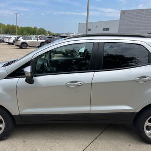 FORD ECOSPORT SE - 4