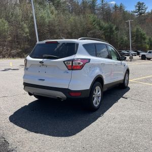 FORD ESCAPE SE - 8