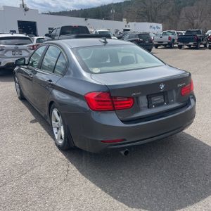 BMW 320I XDRIVE - 5