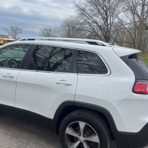 JEEP CHEROKEE LIMITED - 6
