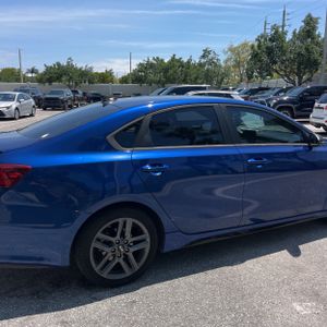 KIA FORTE GT-LINE - 9