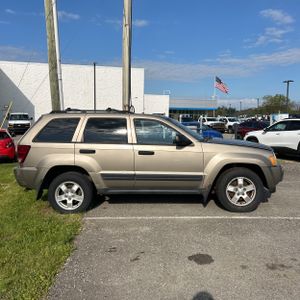 JEEP GRAND CHEROKEE LAREDO - 10