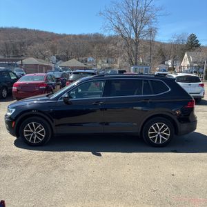 VOLKSWAGEN TIGUAN SE 4MOTION - 3
