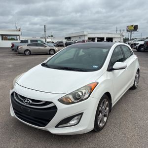 HYUNDAI ELANTRA GT BASE - 1