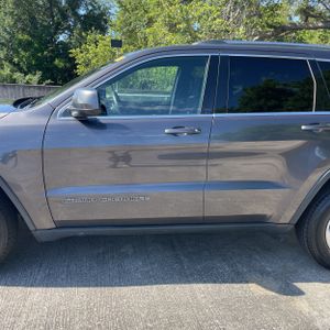 JEEP GRAND CHEROKEE LAREDO - 4