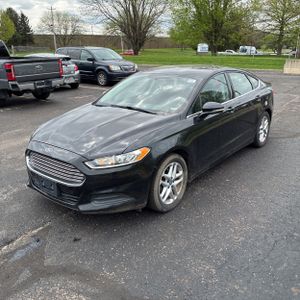 FORD FUSION SE - 1