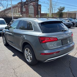 AUDI Q5 45 PREMIUM - 5
