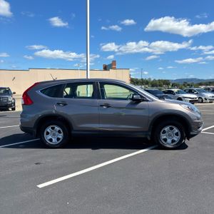 صورة 10 لـ 2015 Honda CR-V LX
