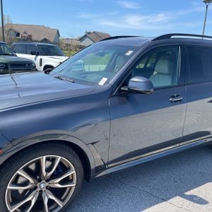 BMW X7 M50I - 2
