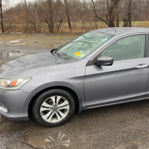 HONDA ACCORD LX - 2