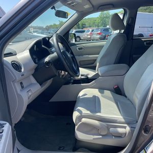 2015 Honda PILOT LX — миниатюра 31