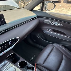 صورة 60 لـ 2023 Genesis GV70 2.5T STANDARD