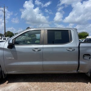 2019 Chevrolet SILVERADO 1500 LT — фото 4