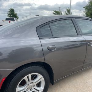 DODGE CHARGER SXT - 9