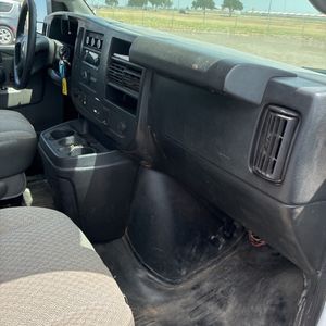 2017 Chevrolet EXPRESS 2500 thumbnail 115