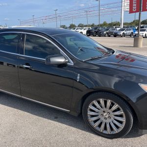 2013 Lincoln MKS BASE — миниатюра 13