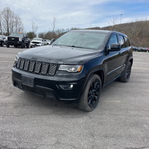 JEEP GRAND CHEROKEE LAREDO X - 1