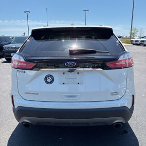 FORD EDGE SEL - 7