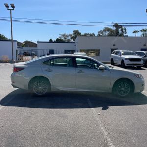2018 Lexus ES 350 BASE — фото 10