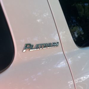 2012 Toyota SEQUOIA PLATINUM 照片 23