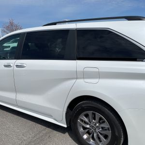 TOYOTA SIENNA - 6