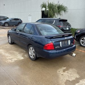 NISSAN SENTRA 1.8S - 5