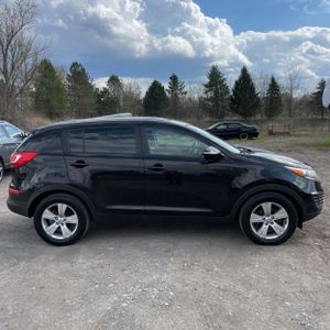 KIA SPORTAGE BASE - 10