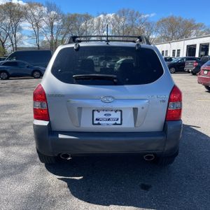 HYUNDAI TUCSON SE - 7