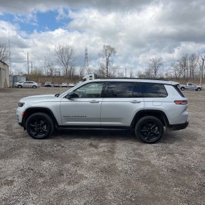 JEEP GRAND CHEROKEE L LIMITED - 3