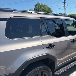 TOYOTA LAND CRUISER - 9