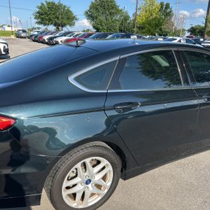 FORD FUSION SE - 9