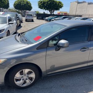 صورة 2 لـ 2013 Honda CIVIC LX