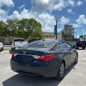 HYUNDAI SONATA LIMITED - 8