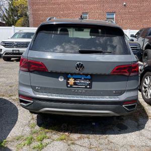 VOLKSWAGEN TAOS SE 4MOTION - 7