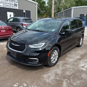 CHRYSLER PACIFICA TOURING L - 1