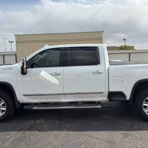 CHEVROLET SILVERADO 2500HD HIGH COUNTRY - 4
