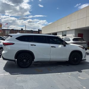 TOYOTA HIGHLANDER - 10