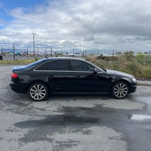 AUDI A4 2.0T PREMIUM - 10