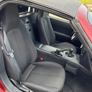 صورة مصغرة 33 لـ 2008 Mazda MX-5 MIATA SPORT