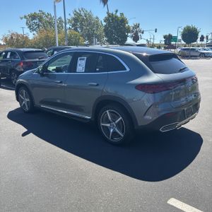 MERCEDES-BENZ EQE - 5