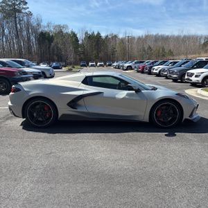 CHEVROLET CORVETTE STINGRAY - 10