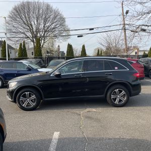 MERCEDES-BENZ GLC - 3