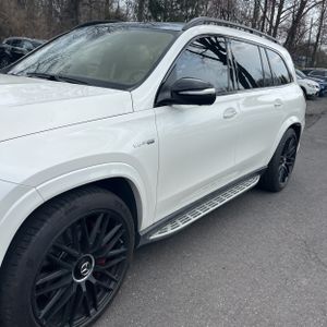 MERCEDES-BENZ GLS AMG - 2
