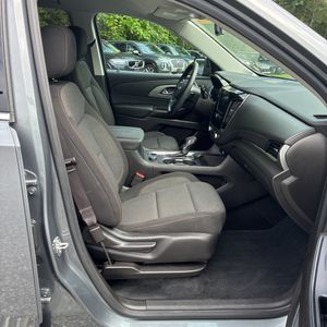 صورة مصغرة 32 لـ 2021 Chevrolet TRAVERSE LS