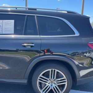 MERCEDES-BENZ GLS - 6